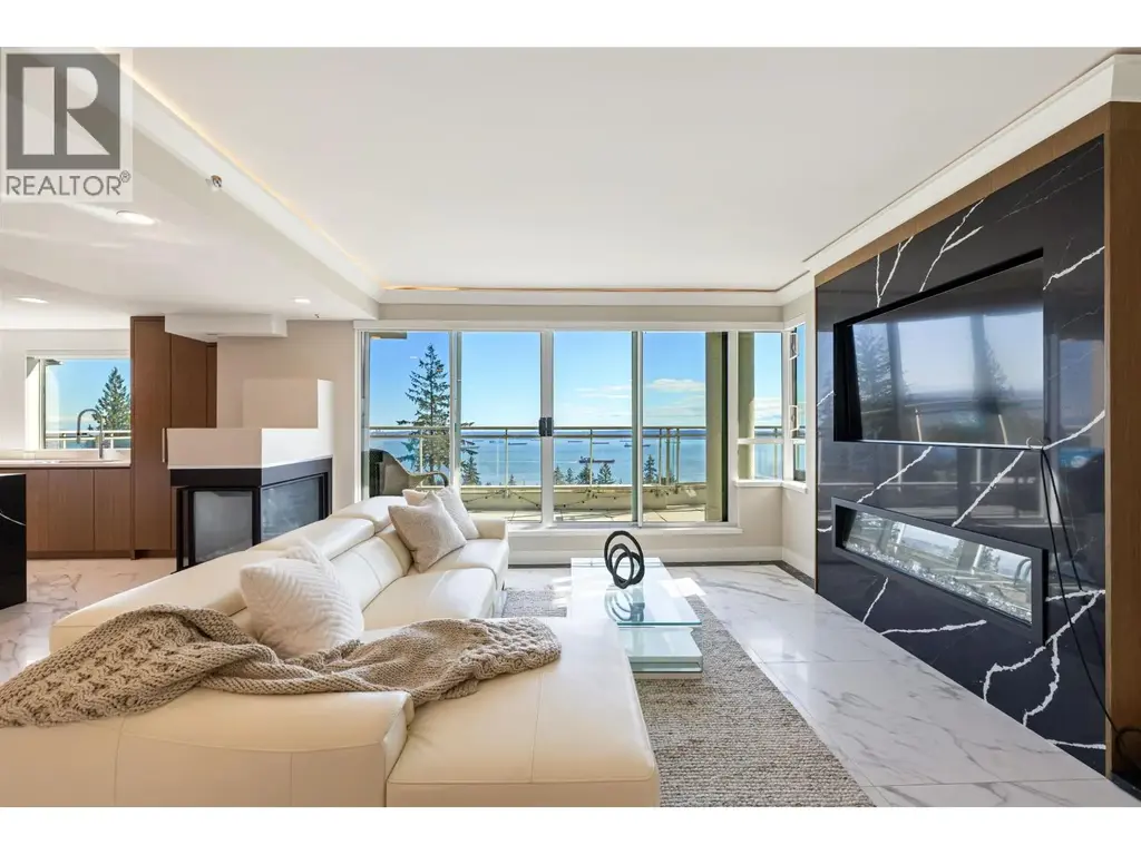 701 3105 Deer Ridge Drive, West Vancouver