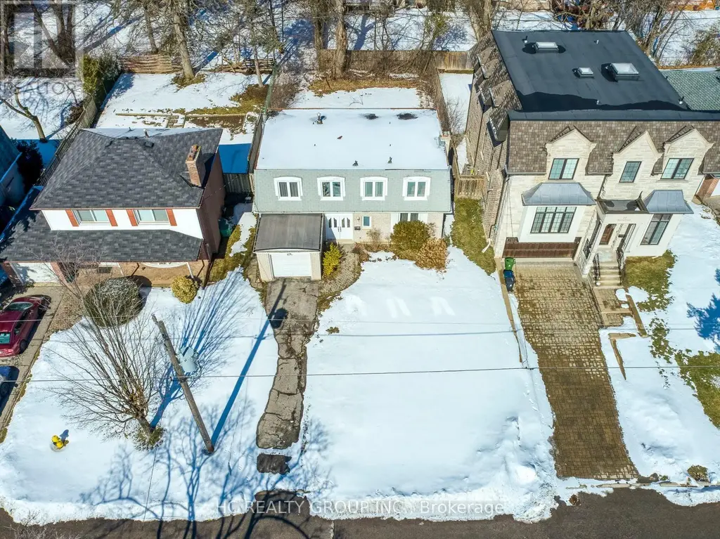 10 Waring Court, Toronto (Willowdale East)
