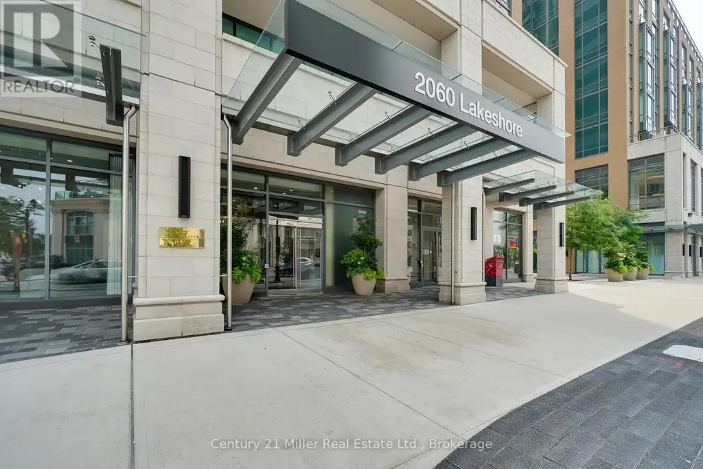802 - 2060 Lakeshore Road, Burlington (Brant)
