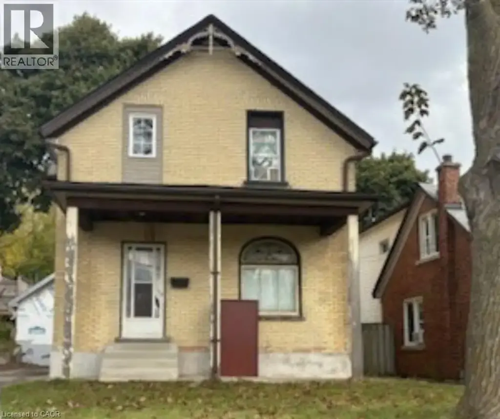 138 Courtland Avenue E, Kitchener