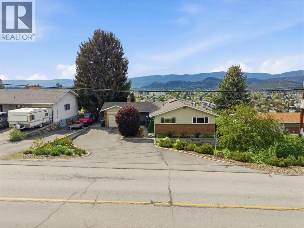 869 Mckenzie Road, Kelowna