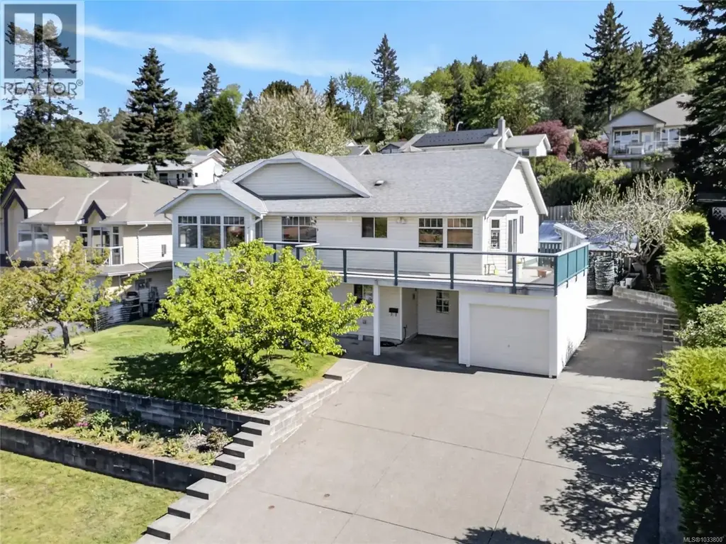 365 Panorama Cres, Courtenay
