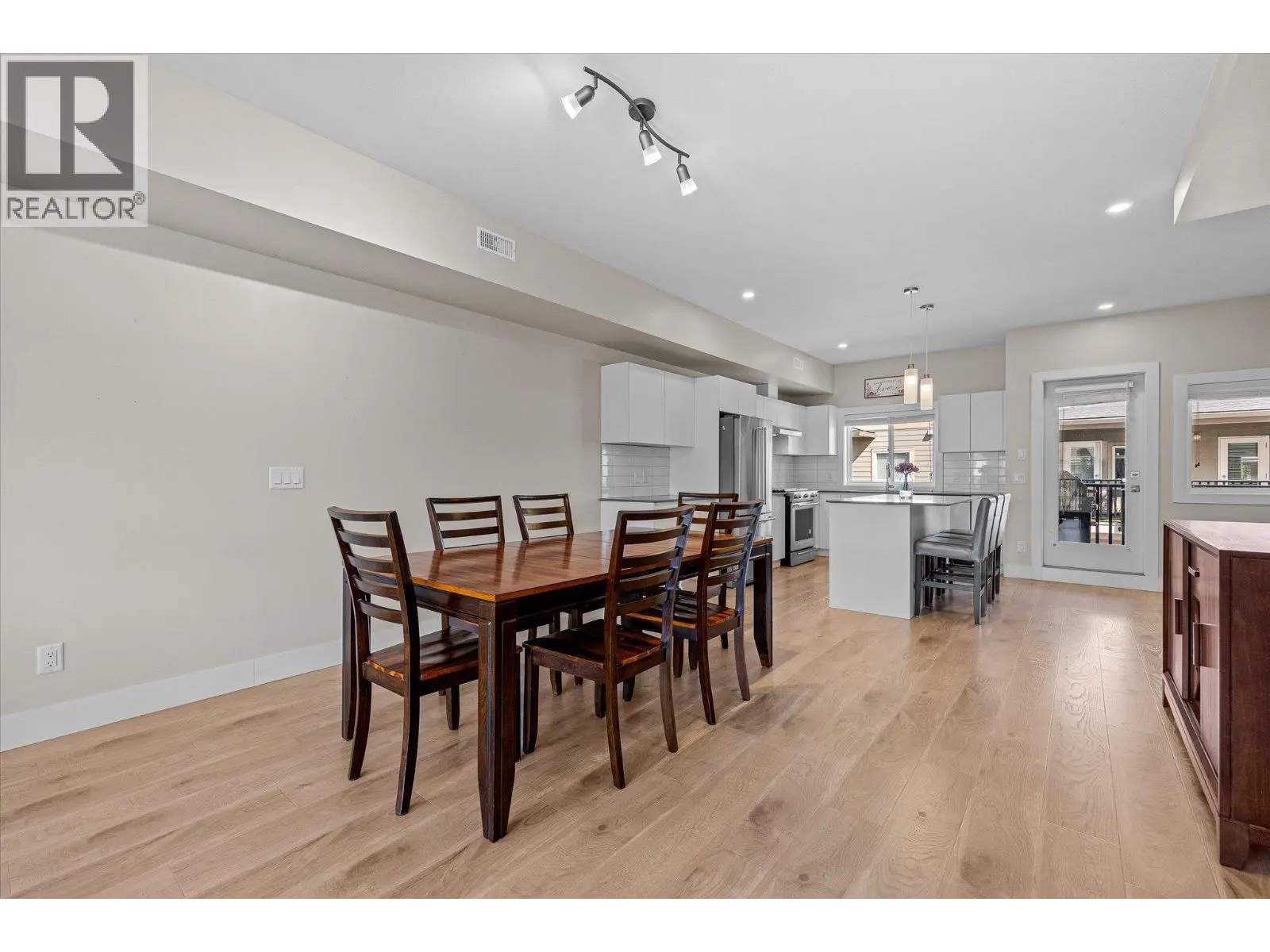 255 Taylor Road Unit# 17. Kelowna, British Columbia