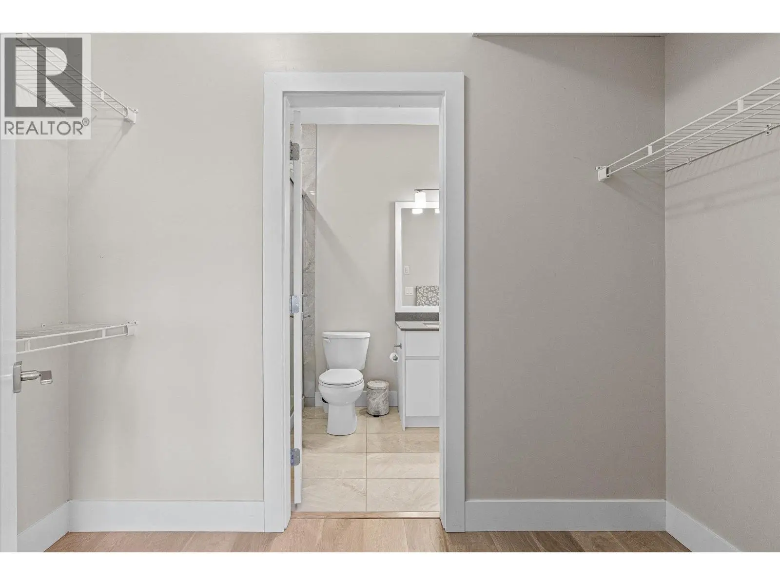 255 Taylor Road Unit# 17. Kelowna, British Columbia