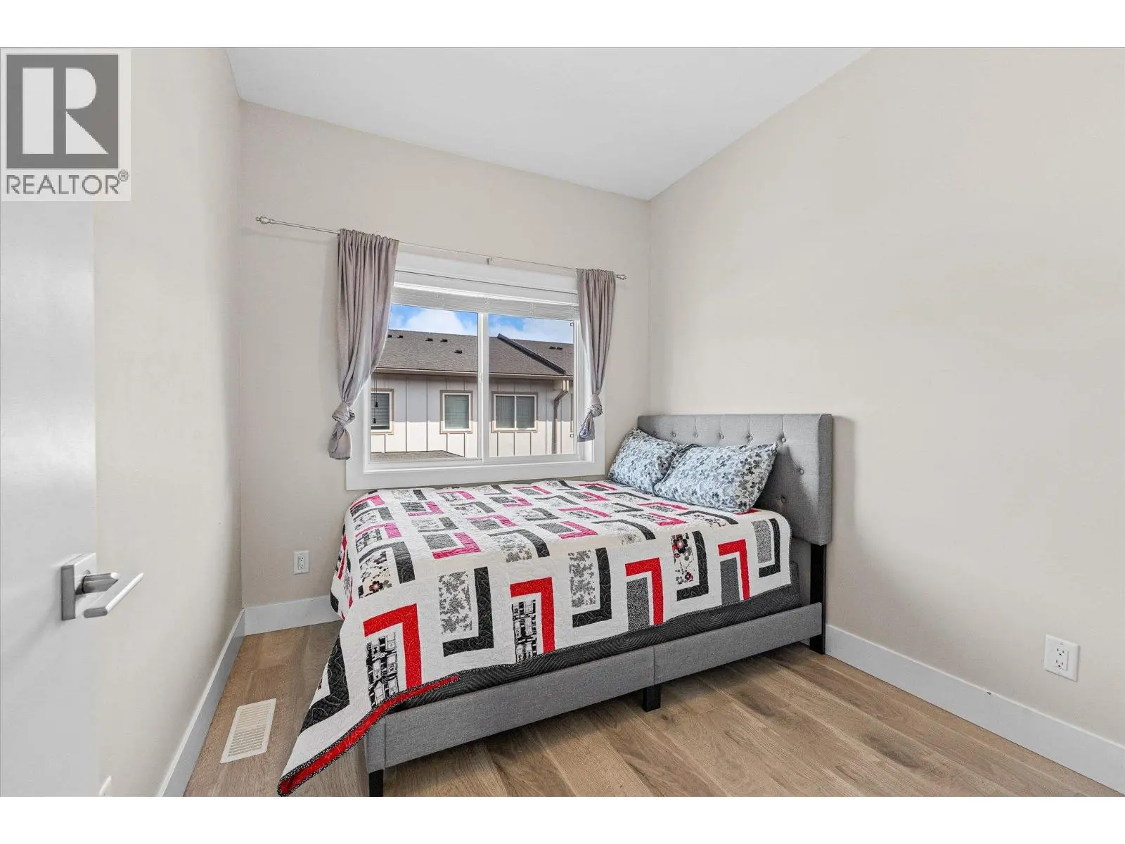 255 Taylor Road Unit# 17. Kelowna, British Columbia