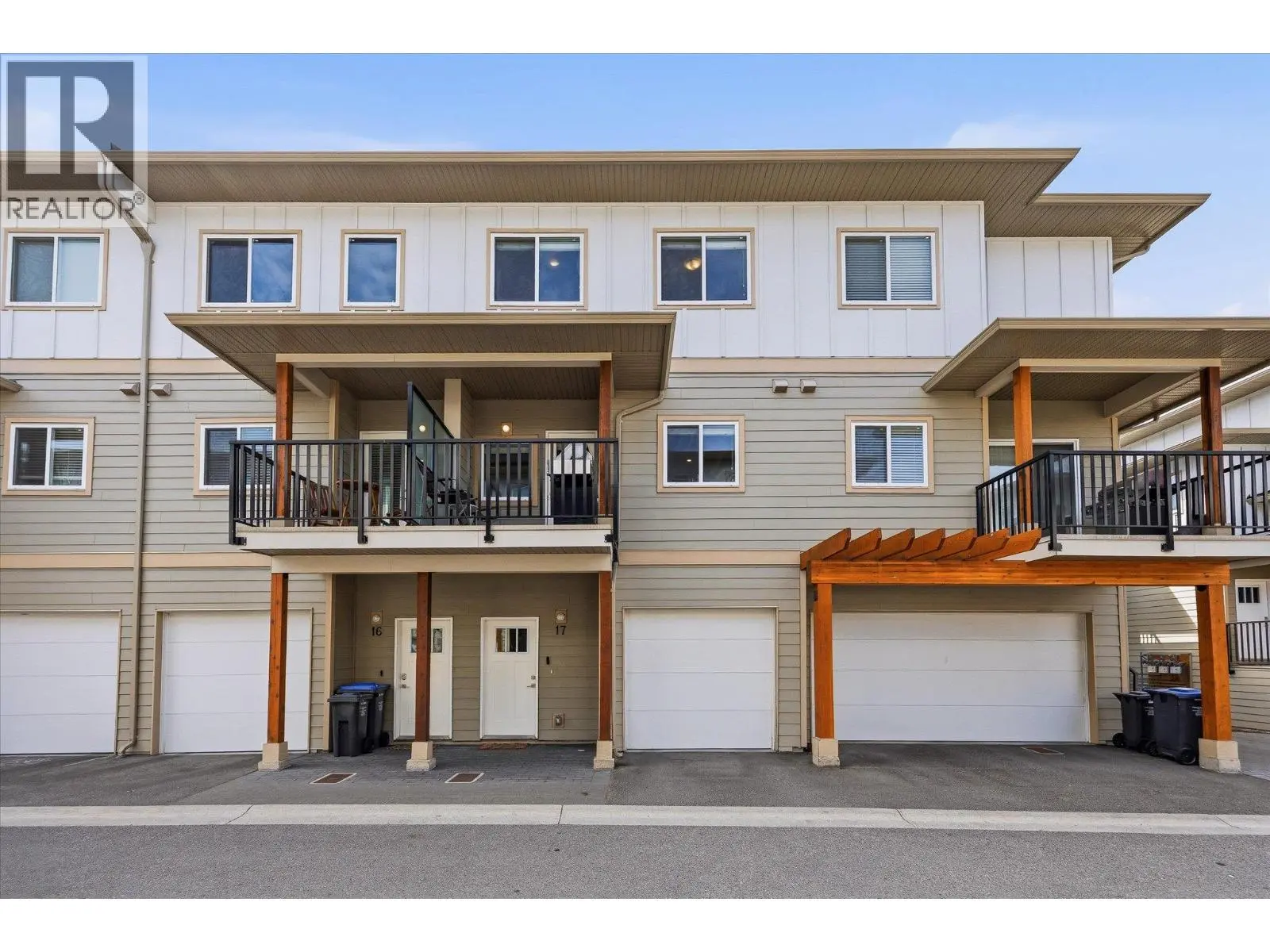 255 Taylor Road Unit# 17. Kelowna, British Columbia