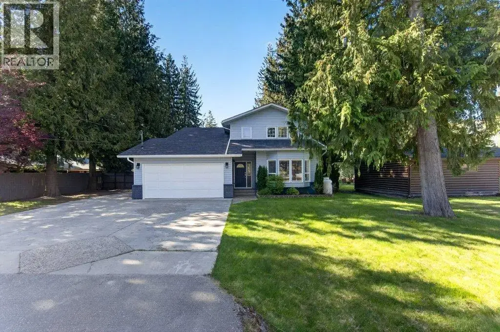 617 Pine Street, Sicamous