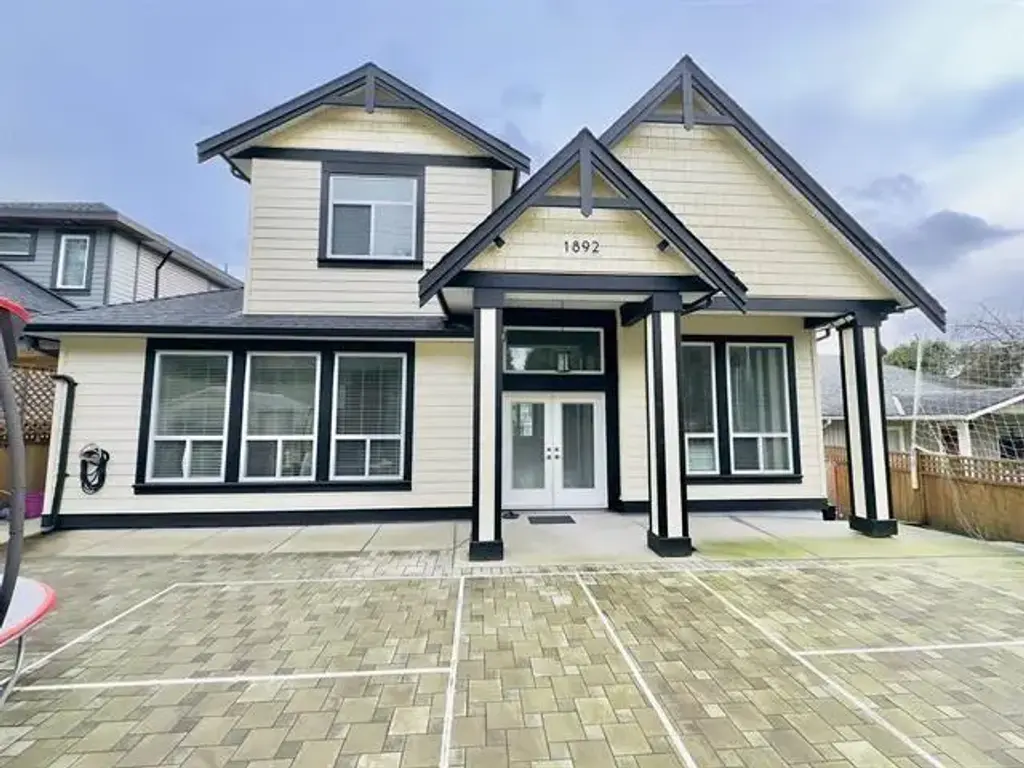 1892 King George Boulevard, Surrey
