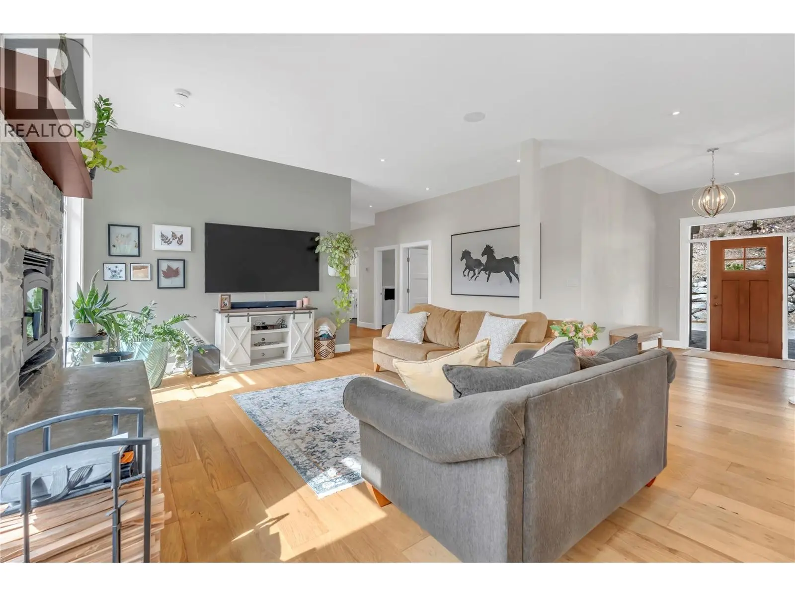 8388 Princeton Summerland Road. Summerland, British Columbia