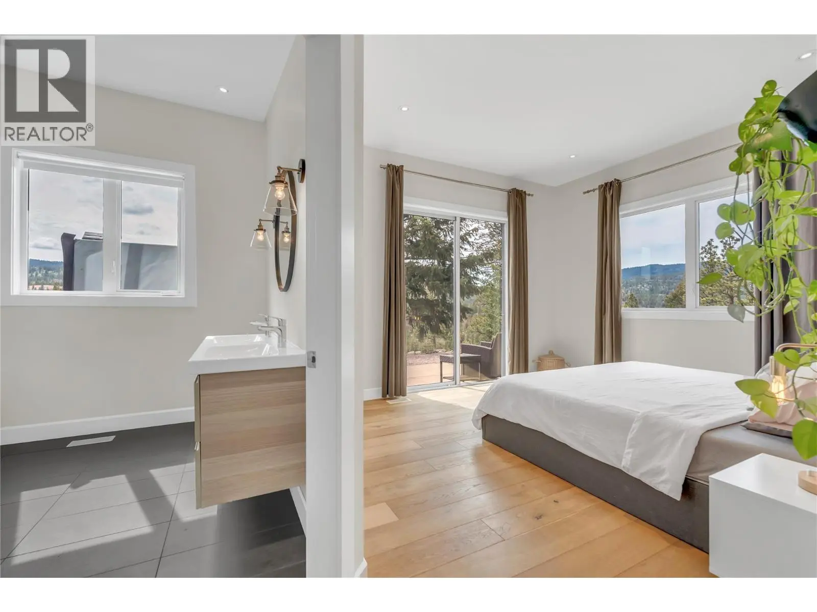 8388 Princeton Summerland Road. Summerland, British Columbia