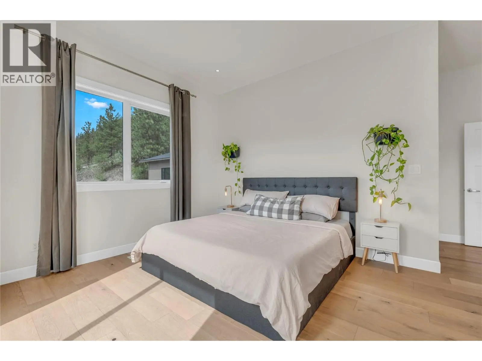 8388 Princeton Summerland Road. Summerland, British Columbia
