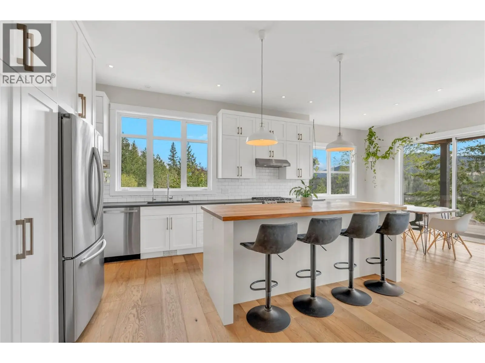 8388 Princeton Summerland Road. Summerland, British Columbia