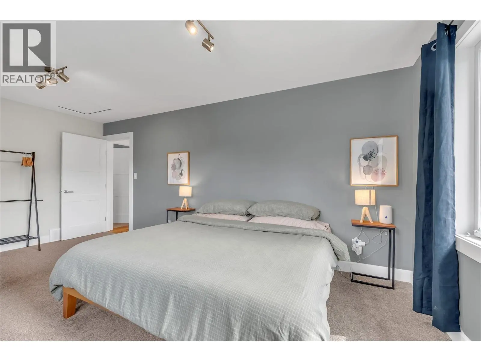 8388 Princeton Summerland Road. Summerland, British Columbia