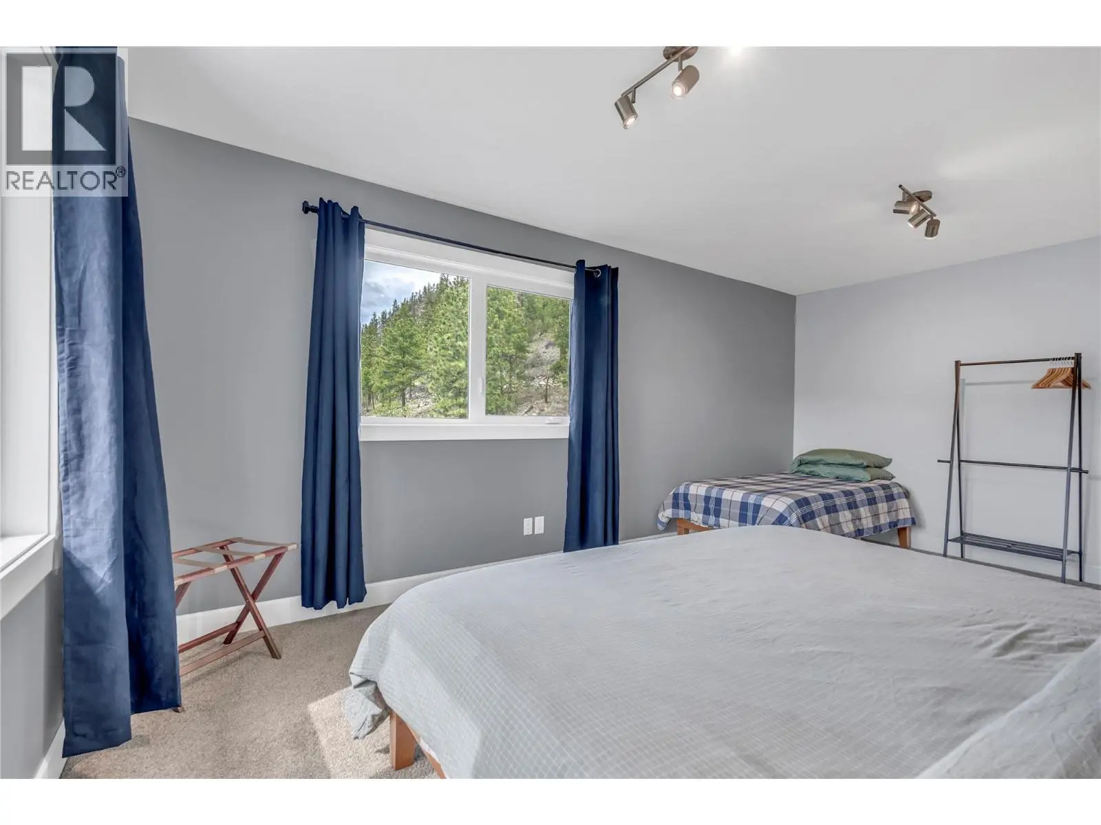 8388 Princeton Summerland Road. Summerland, British Columbia