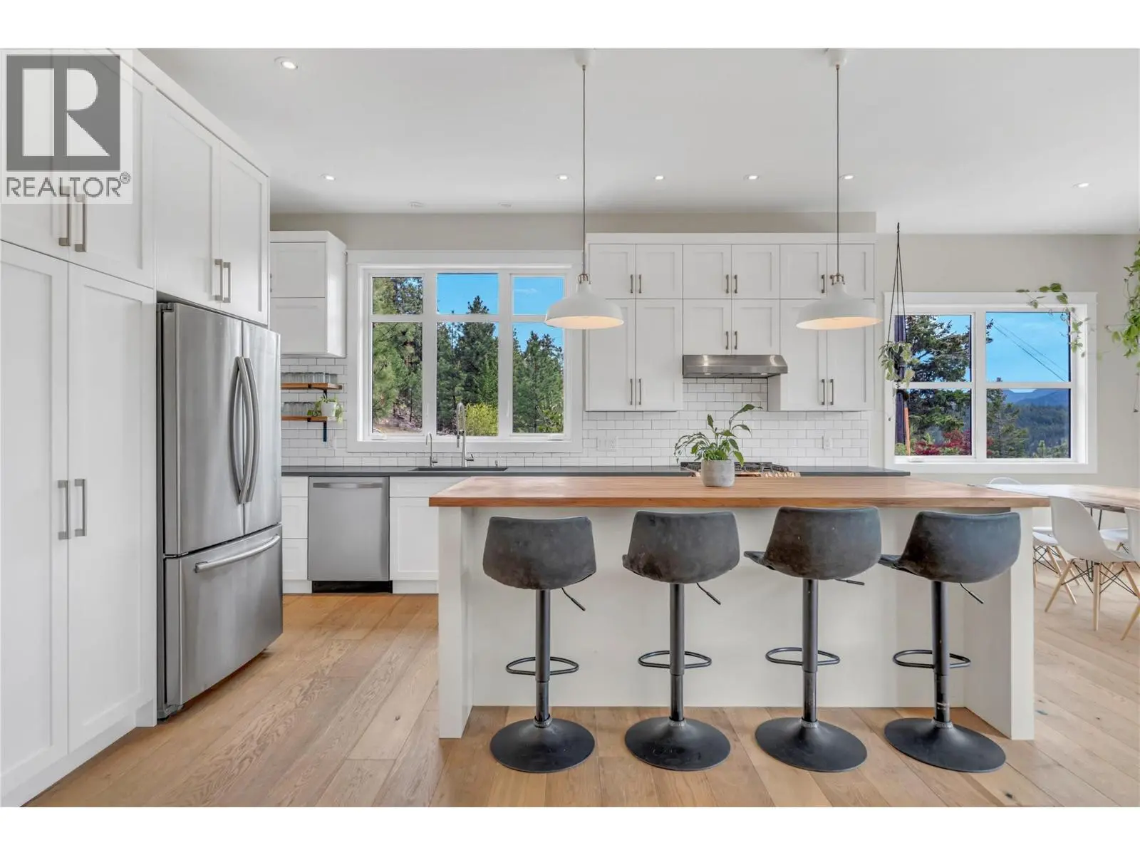 8388 Princeton Summerland Road. Summerland, British Columbia
