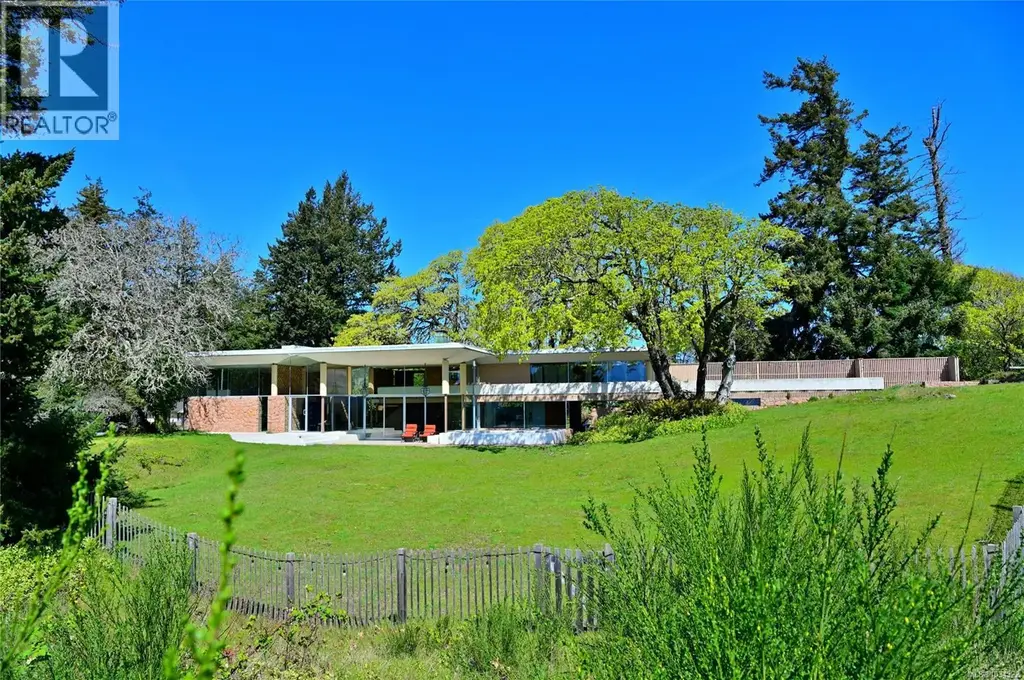 1133 Moore Rd, Comox
