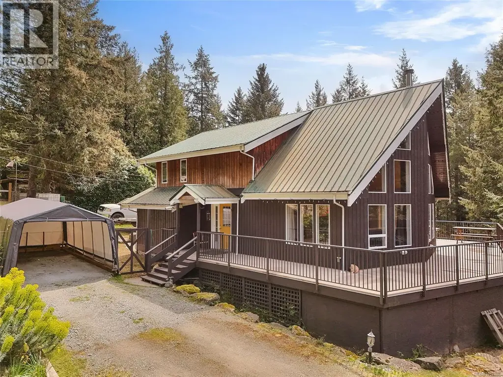 412 Wood Dale Dr, Mayne Island