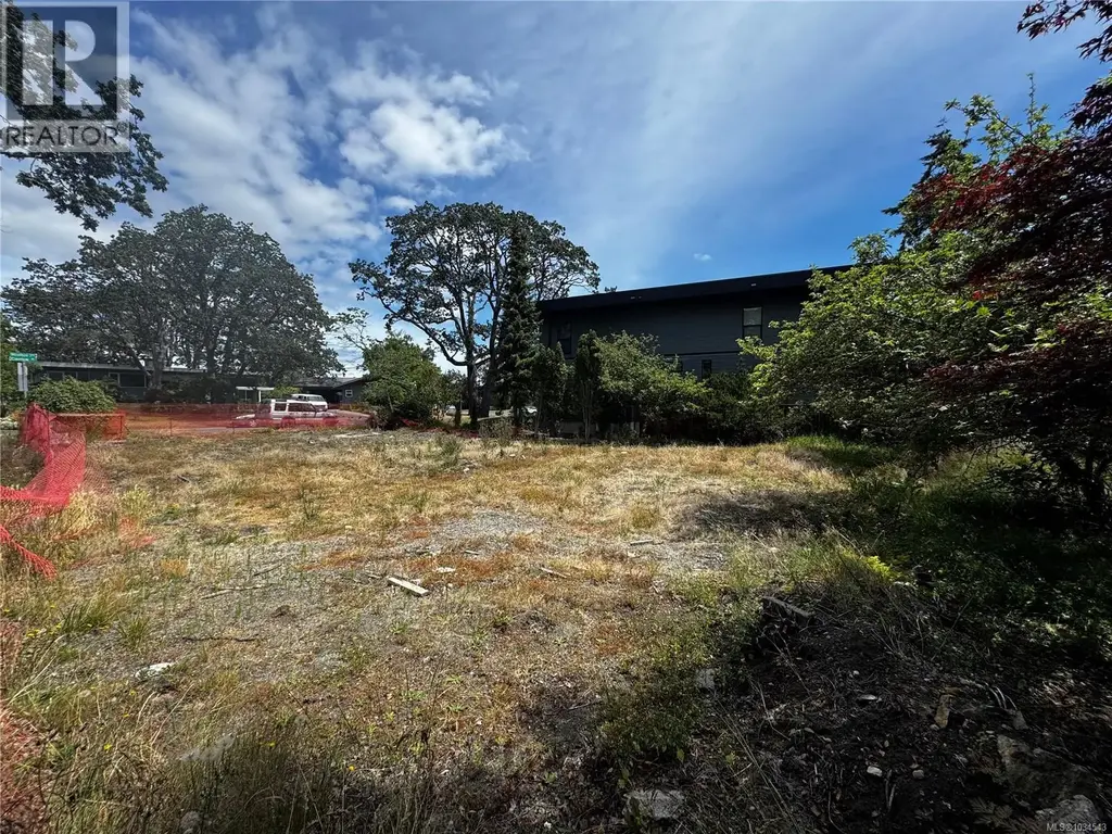 2501 Wootton Cres, Oak Bay