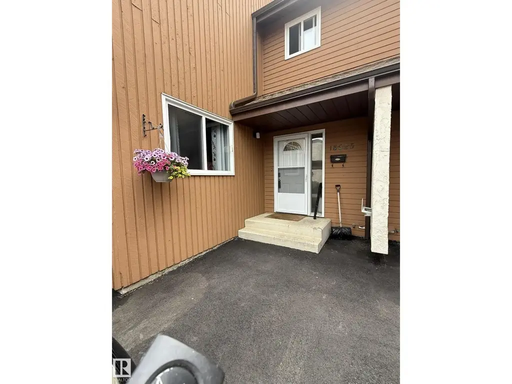 18525 66 Av Nw, Edmonton
