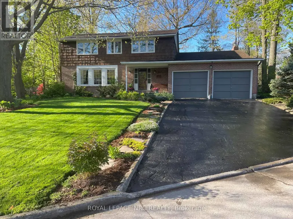10 Briarfield Crescent, St. Catharines (Glendale/Glenridge)