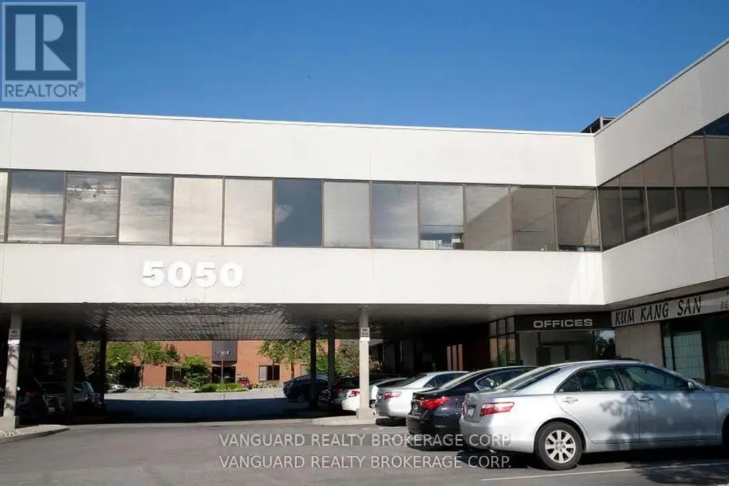 206 - 5050 Dufferin Street, Toronto (York University Heights)