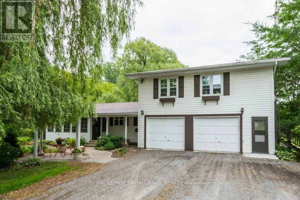 21 Storms Lane, Prince Edward County (South Marysburg Ward)