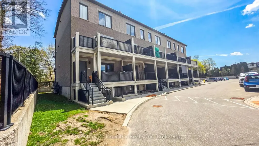 4b - 360 Queen Street E, Centre Wellington (Fergus)