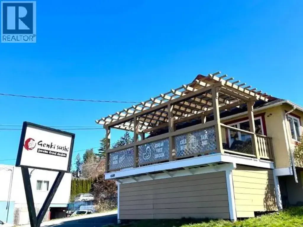 4680 Marine Ave, Powell River