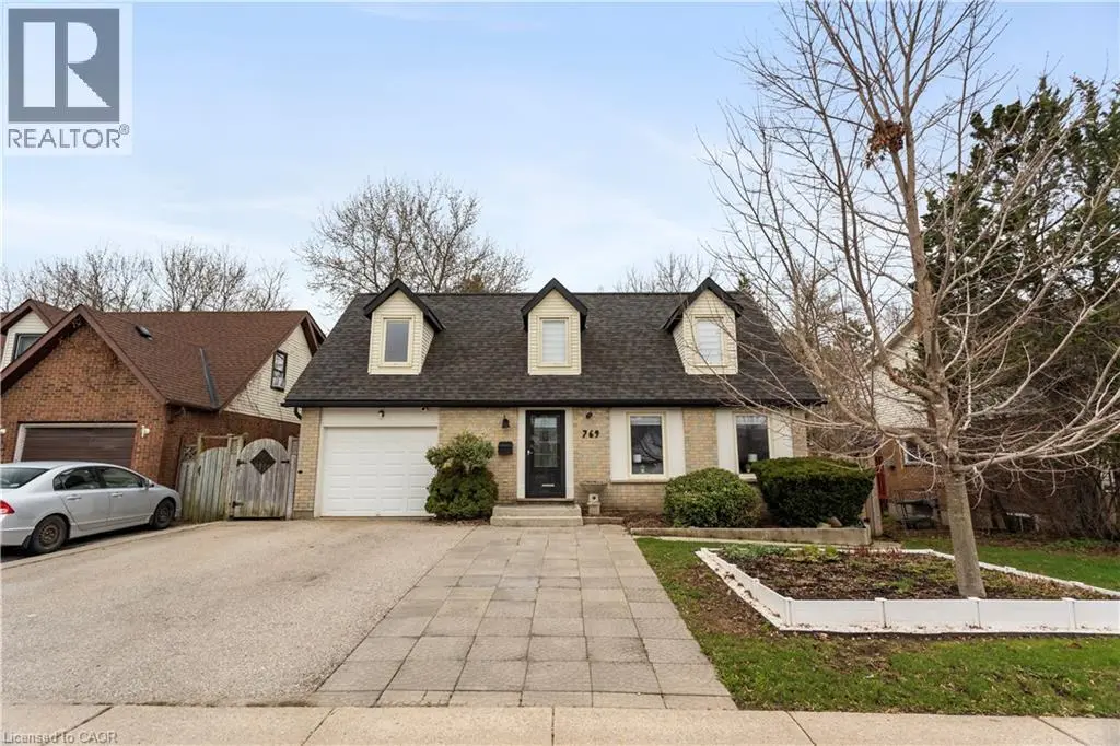769 Scottsdale Drive, Guelph