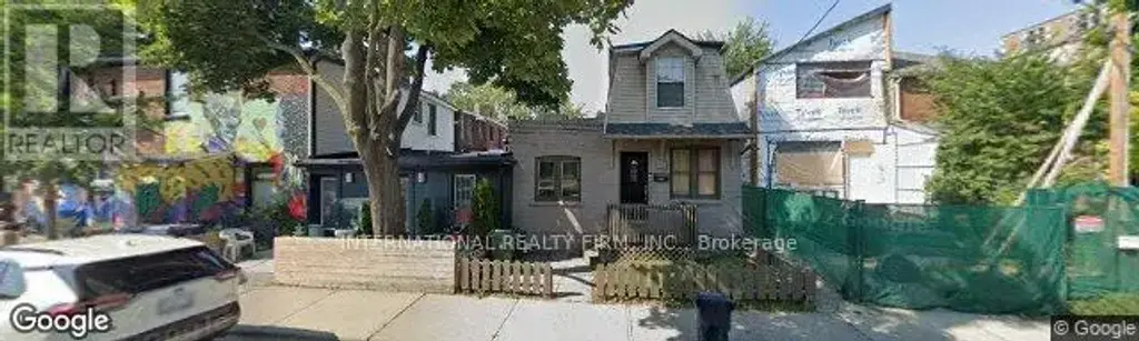 16 Uxbridge Avenue, Toronto (Weston-Pellam Park)