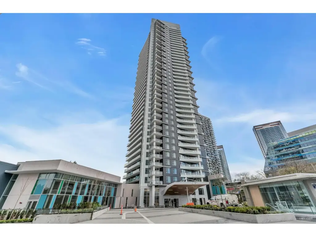 3705 9887 Whalley Boulevard, Surrey