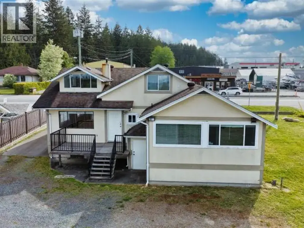 4507 Manson Ave, Powell River