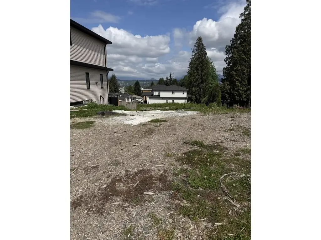 13875 114 Avenue, Surrey