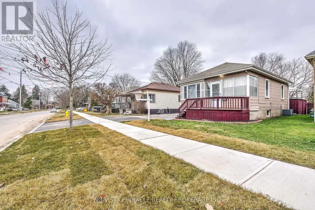 1632 Churchill Avenue, London East (East H)