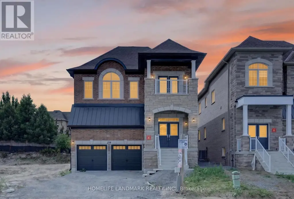 219 Seguin Street, Richmond Hill (Oak Ridges)