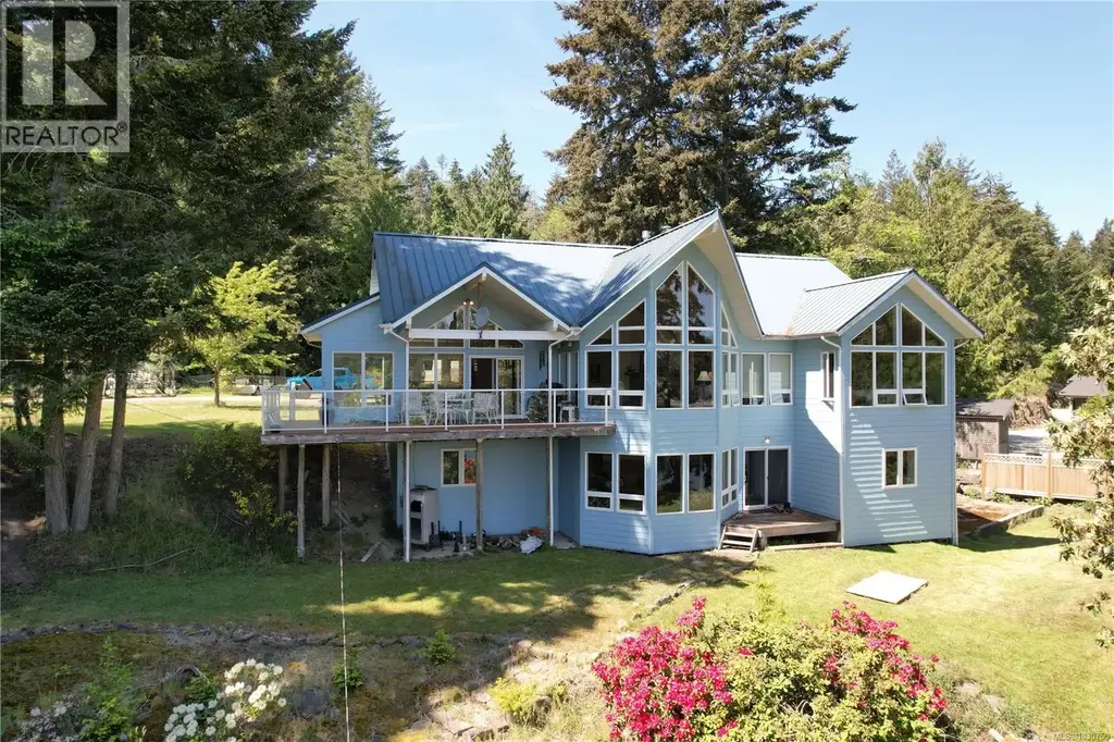 207 Welbury Dr, Salt Spring