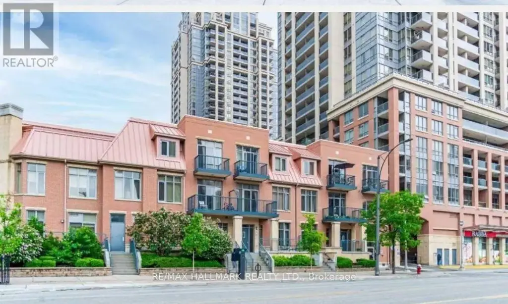 318 - 320 City Centre Drive, Mississauga (City Centre)