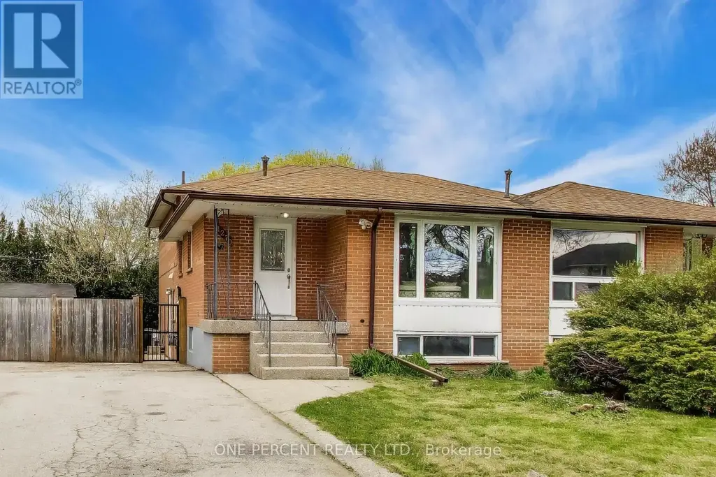 1270 Pallatine Drive, Oakville (CP College Park)