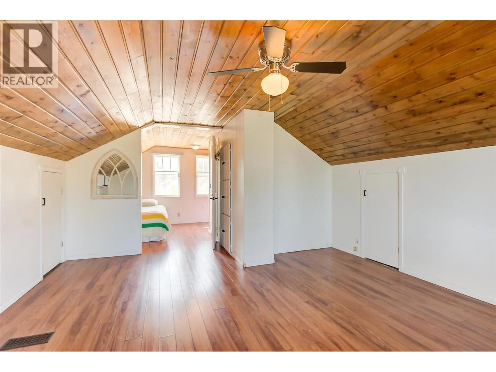 1060 Tataryn Road. Kelowna, British Columbia