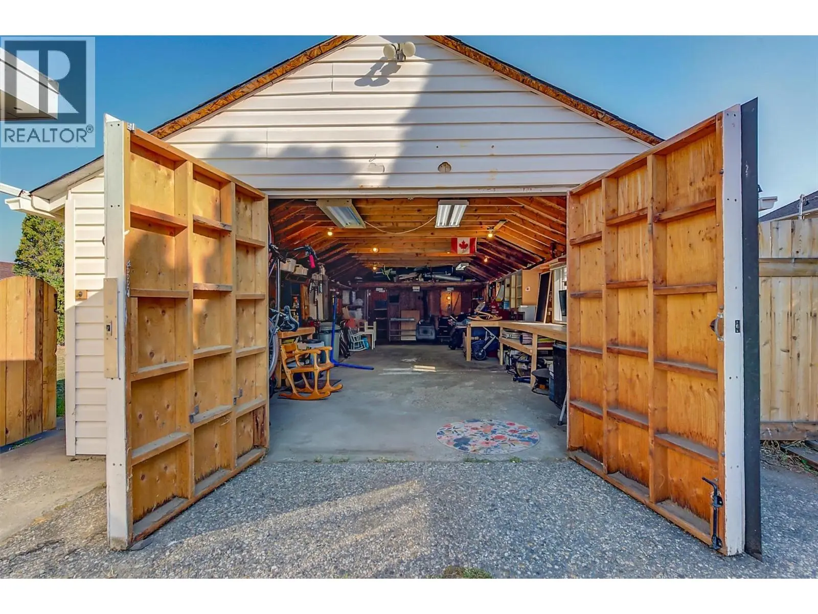 1060 Tataryn Road. Kelowna, British Columbia