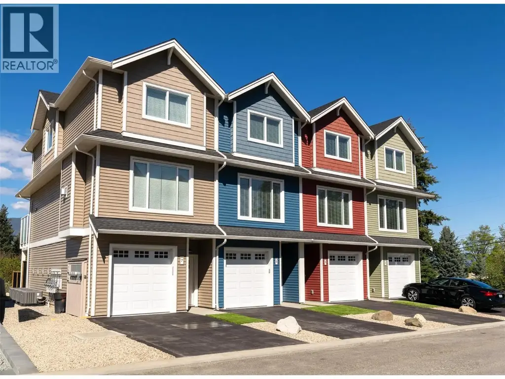 1910 11 Avenue Ne Unit# 5, Salmon Arm