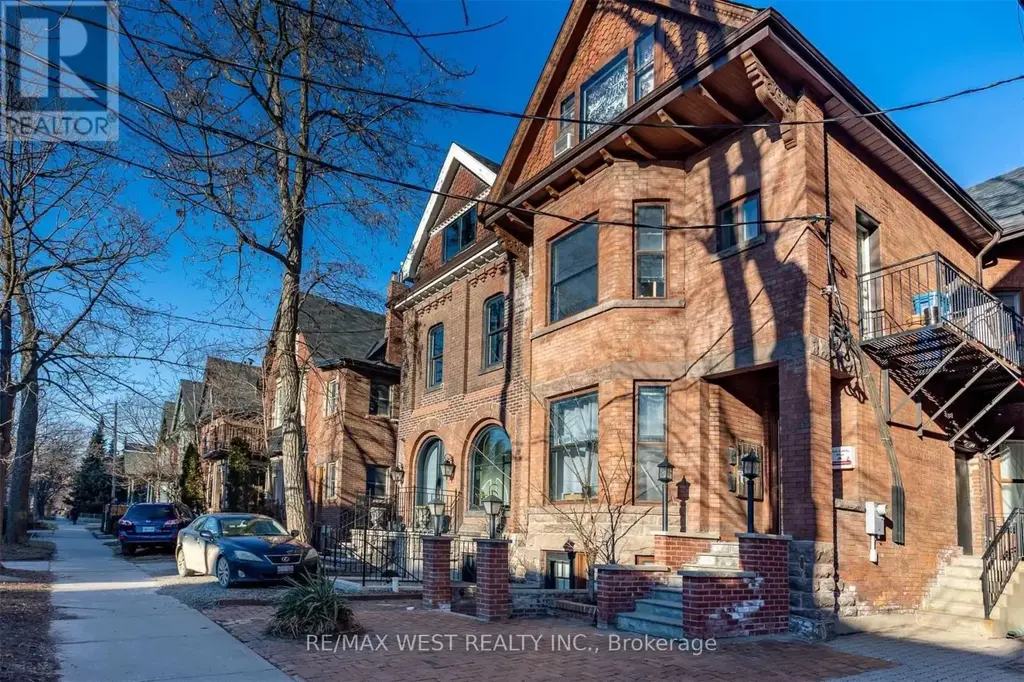 125 Madison Avenue, Toronto (Annex)