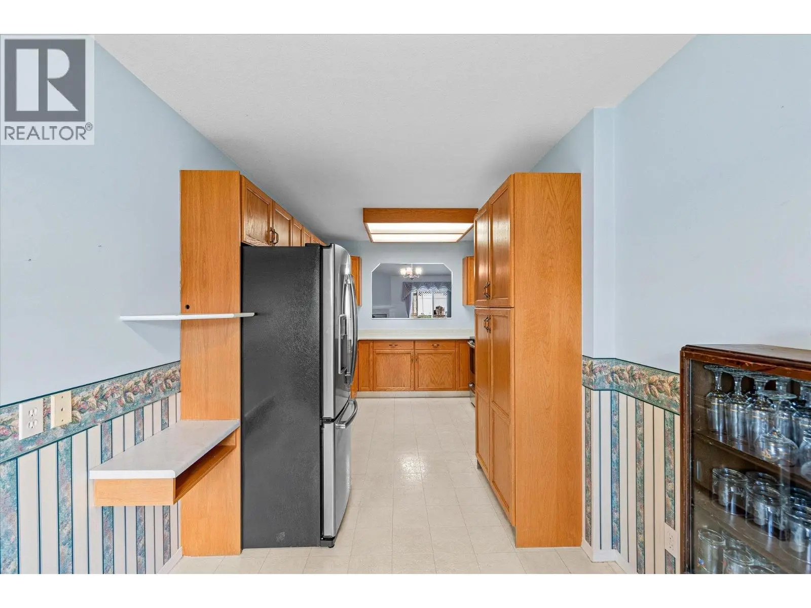 1874 Parkview Crescent Unit# 17. Kelowna, British Columbia