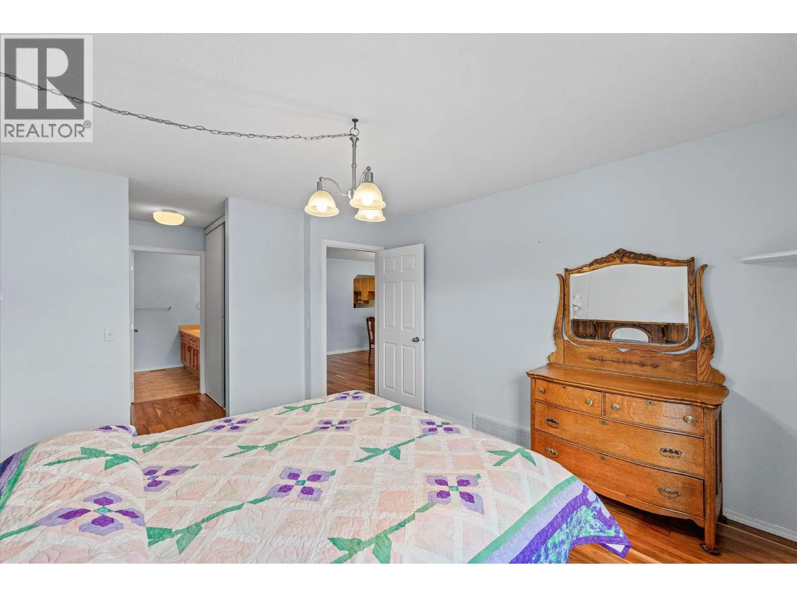 1874 Parkview Crescent Unit# 17. Kelowna, British Columbia