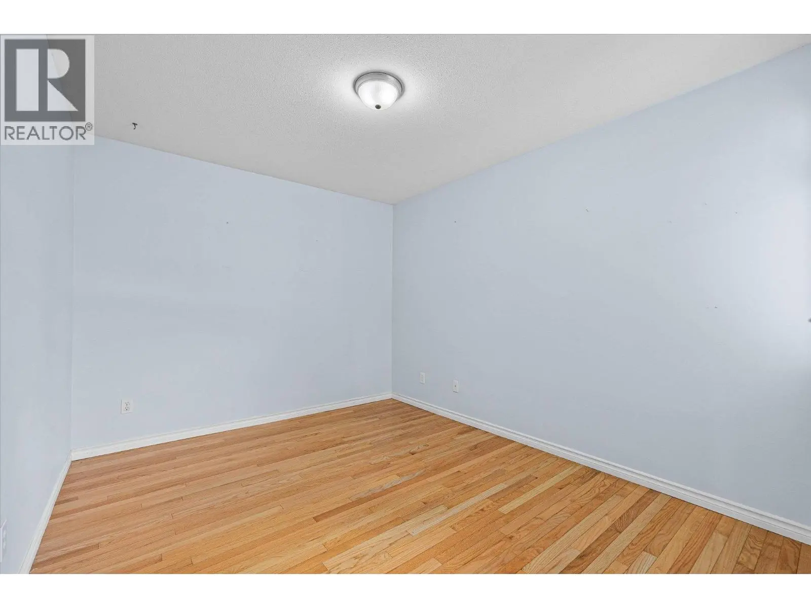 1874 Parkview Crescent Unit# 17. Kelowna, British Columbia