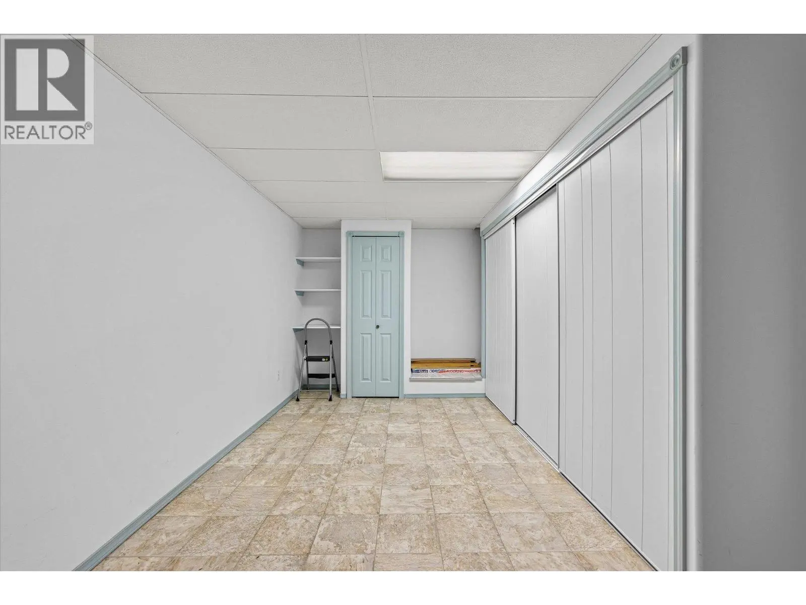1874 Parkview Crescent Unit# 17. Kelowna, British Columbia