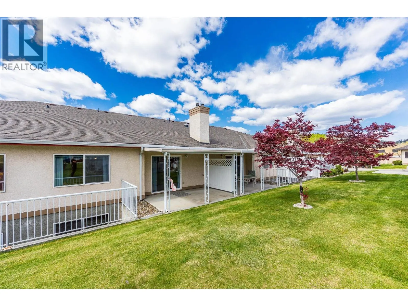 1874 Parkview Crescent Unit# 17. Kelowna, British Columbia