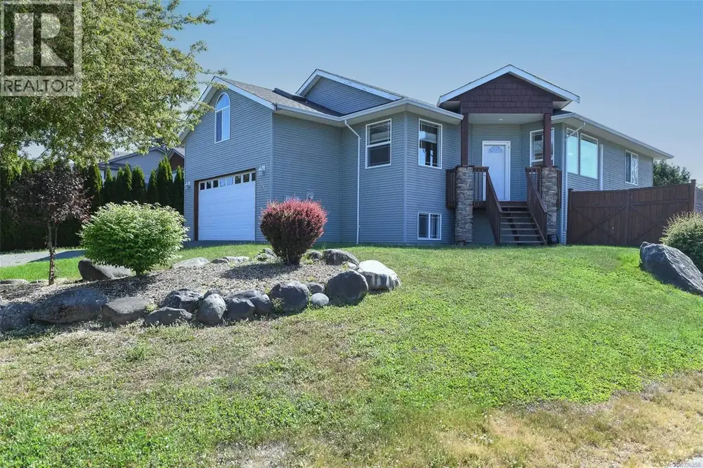 2133 Perth Pl, Courtenay