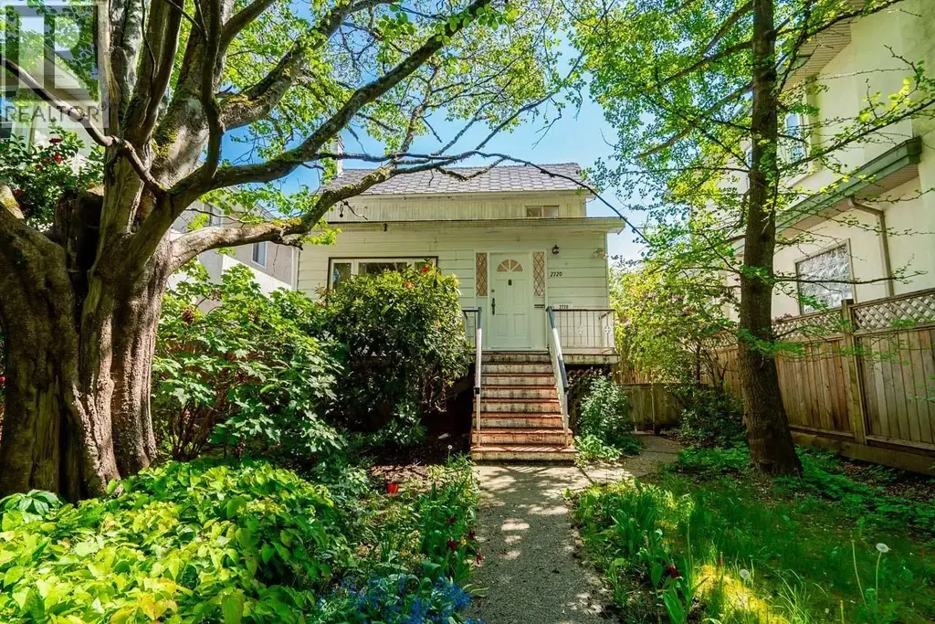 2720 W 24th Avenue, Vancouver