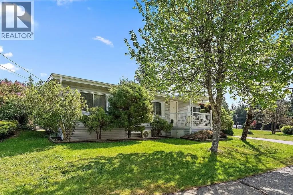1085 Waterman Rd, Mill Bay